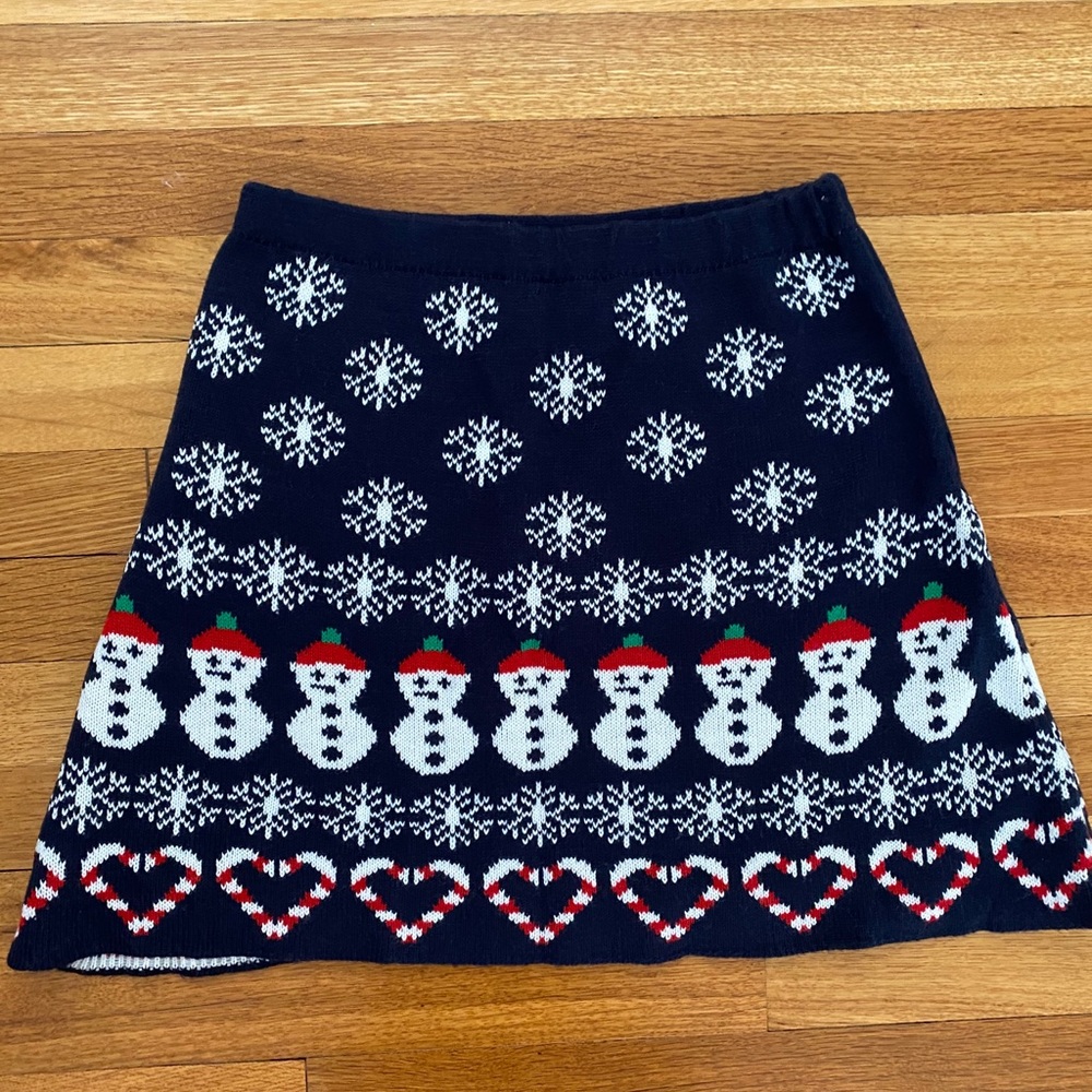 Cutest festive Christmas 🎄 skirt! Cozy!